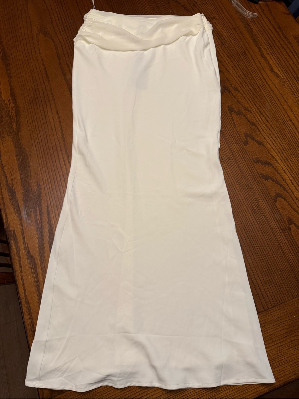 White Fox Stand and Stare Boutique White Maxi Skirt with Side Zipper - Picture 2 of 8